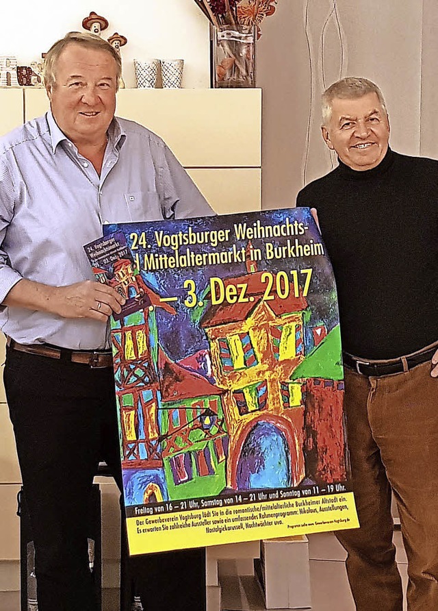 Die Organisatoren Erhard Schneider (li... den 24. Vogtsburger Weihnachtsmarkt.   | Foto: Steckmeister