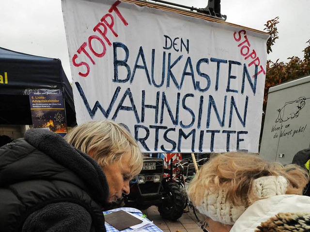 Viele unterschreiben gegen den &#8222;Baukasten-Wahnsinn&#8220;.  | Foto: Zimmermann
