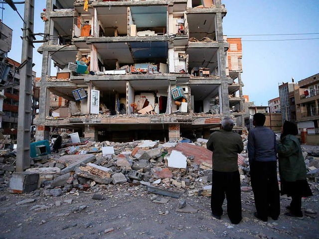 Das Erdbeben der Strke 7,3 hatte die Region am Sonntagabend erschttert.  | Foto: dpa