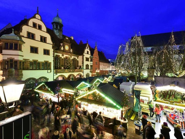 Der Freiburger Weihnachtsmarkt am 27. November ffnet eine Stunde frher.  | Foto: Thomas Kunz