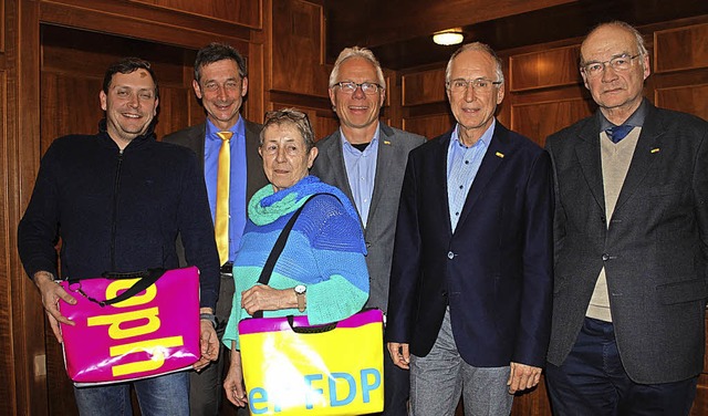 Der Vorstand des FDP-Ortsverbands Lrr... Koesler, Udo Schwehr und Peter Jensch  | Foto: Thomas Loisl Mink