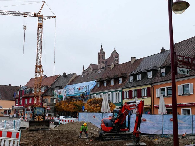 Drei Millionen Euro gibt die Stadt Bre...die Umgestaltung des Marktplatzes aus.  | Foto: Thomas Rhenisch