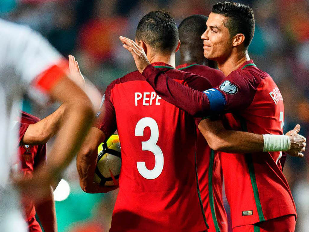 Portugal – Weltrangliste: 3; WM-Teilnahmen: 7; Grter WM-Erfolg: Halbfinale (1966, 2006); Top-Star: Christiano Ronaldo; Trainer: Fernando Santos; Auslosungstopf: 1