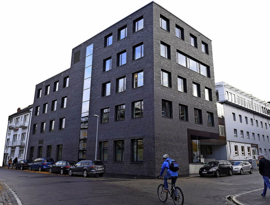 Eröffnung des neuen Gebäudes des Fraun... EMI in der Eckerstraße 4 in Freiburg.  | Foto: Thomas Kunz