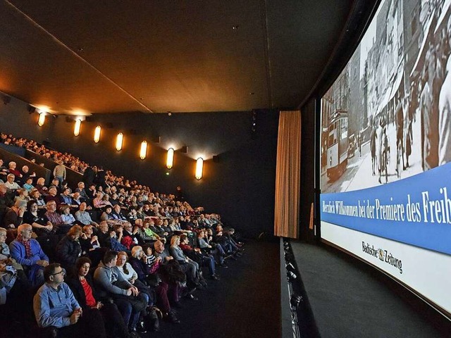 Riesiges Interesse am historischen Fre...nstaltung im Cinemaxx war ausverkauft.  | Foto: Michael Bamberger