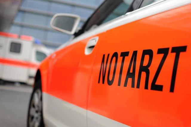Fahrer stirbt am Lenkrad – Auto fhrt in Waldkirch gegen Ampel