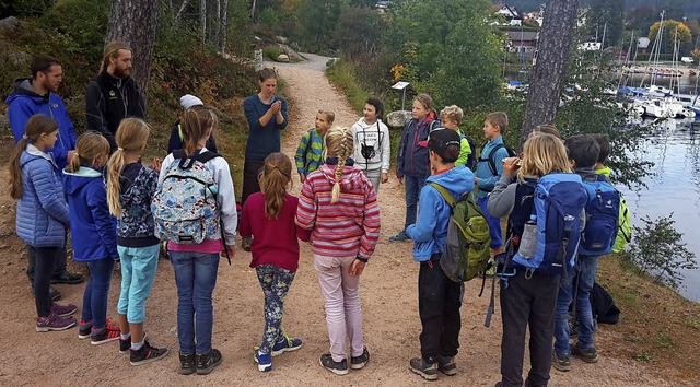 Auf dem Weg zur Jugendherberge wurden Spiele gespielt.   | Foto: Privat