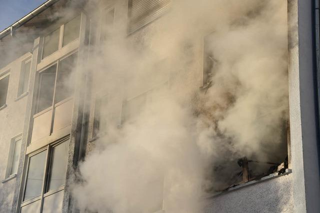 Brand in Wohnblock in der Wintersbuckstrae gelscht