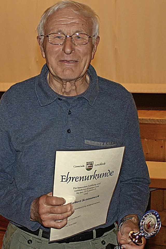 Norbert Schimmeck hat  30 Mal erfolgreich das deutsche Sportabzeichen abgelegt.  | Foto: Hans-Jochen Kpper