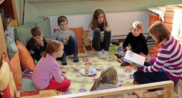 Vorlesetag an der Grundschule Malsburg... Eltern lasen spannende Geschichen vor  | Foto: Rolf-Dieter Kanmacher