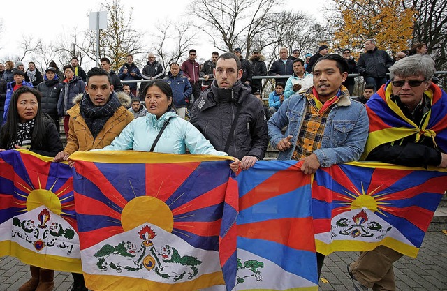 Tibets Flagge ist bei den chinesischen Fuballern unerwnscht.  | Foto:  dpa
