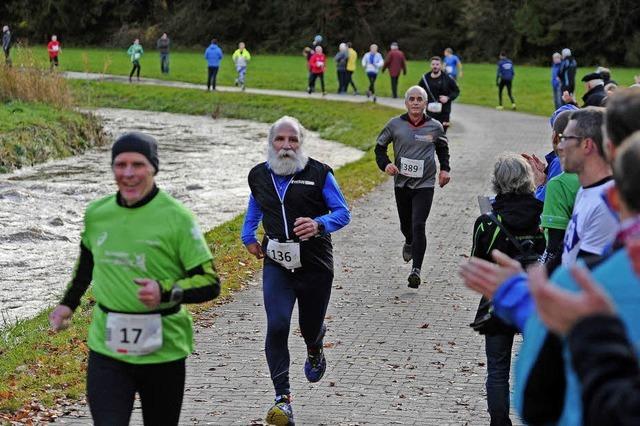 380 Lufer trotzen beim Nikolauslauf der LG Geroldseck dem Regen