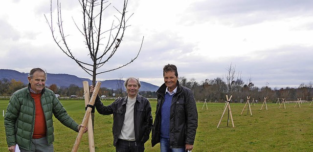 Stolz auf das Erreichte (von links): G...old Schmolke, Prsident des Golfparks   | Foto: Marion Rank