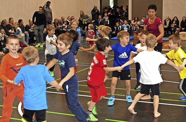 Viel Spa hatten  die Kinder des Turnv... Tumringen bei den  Bewegungsspielen.   | Foto: Paul Schleer