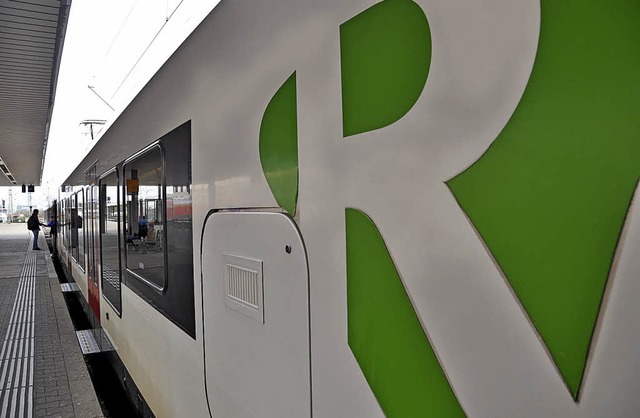 Der Regio-S-Bahn im Landkreis Lrrach soll weiter ausgebaut werden.   | Foto: Daniel Gramespacher