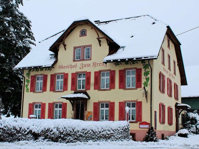 Der Gasthof Zum Kreuz in St. Peter geht an neue Besitzer ber.  | Foto: Erich Krieger