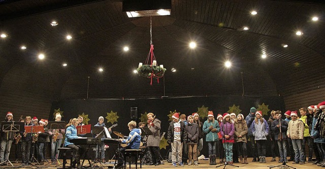 Weihnachtslieder und -musik bieten Kin...arzenbergschule und Kastelbergschule.   | Foto: ARCHIVBILD: Stadt
