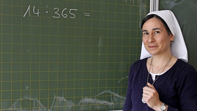 Schwester Sabine Maria unterrichtet tr... St. Blasien Mathematik und Religion.   | Foto: Cornelia Liebwein