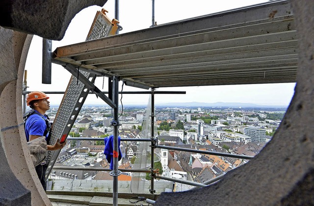 Sanieren und bewahren am Mnsterturm: ...nsterbauverein macht&#8217;s mglich.   | Foto: Michael Bamberger