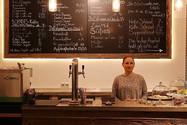 Neueröffnung: Im ehemaligen Freundsaft-Café ist jetzt ein veganes Deli