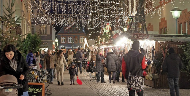 Einkaufen in der Adventszeit wird in O...mer zu einem stimmungsvollen Erlebnis.  | Foto: stadt