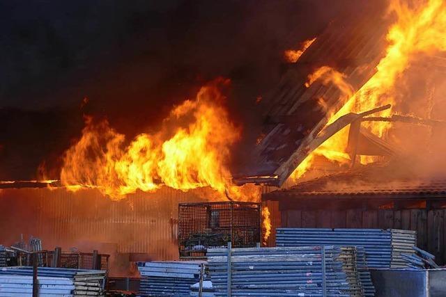 Fotos Lagerhallenbrand Bonndorf 2017