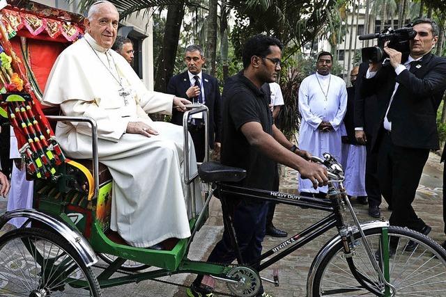 Papst reist zu Rohingyas in Bangladesch