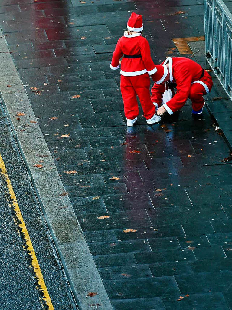 Weihnachtsmann-Wettrennen in Liverpool