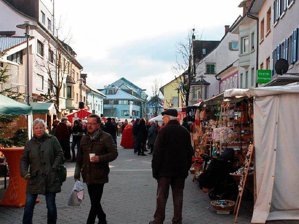 Impressionen vom Nikolausmarkt in der Innenstadt von Wehr.