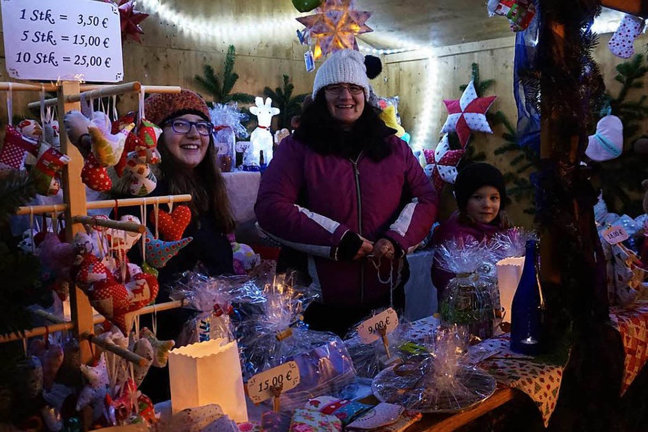 Impressionen vom Breisacher Weihnachtsmarkt (Foto: Julius Wilhelm Steckmeister) Impressionen vom Breisacher Weihnachtsmarkt (Foto: Julius Wilhelm Steckmeister)