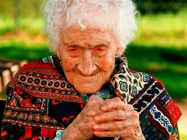 Jeanne Calment, die 1997 mit 122 Jahre... hchste Alter weltweit erreicht hat.   | Foto: dpa