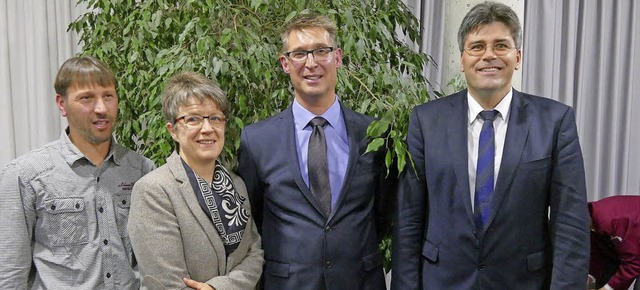 In feierlichem Rahmen wurde der neue S...owie Landrat Martin Kistler (rechts).   | Foto: Juliane Khnemund