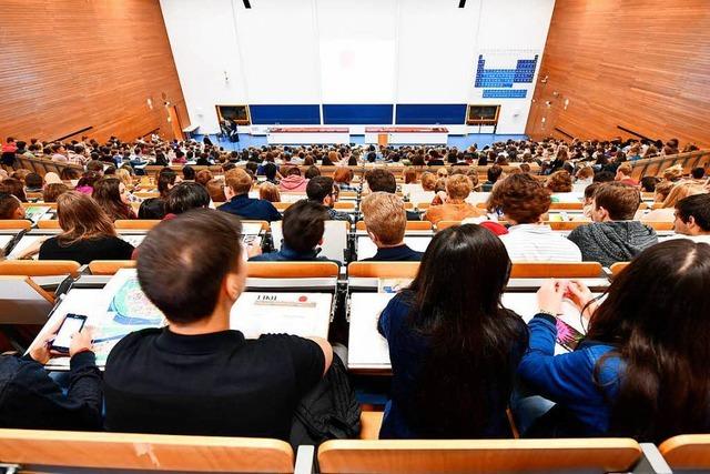 Neue Gebhr lsst Zahl der Studienanfnger sinken