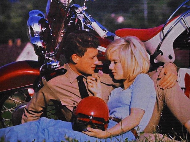 Johnny Hallyday bei einem Motorradausf...it Freundin Silvie Vartan in Durbach.   | Foto: Ausstellungsfoto