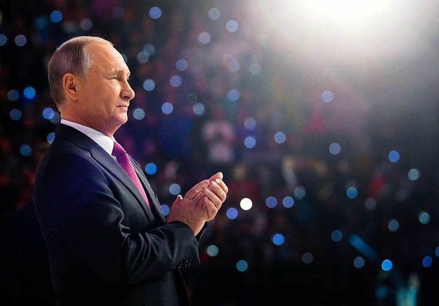 Putin will Chef im Kreml bleiben.  | Foto: dpa
