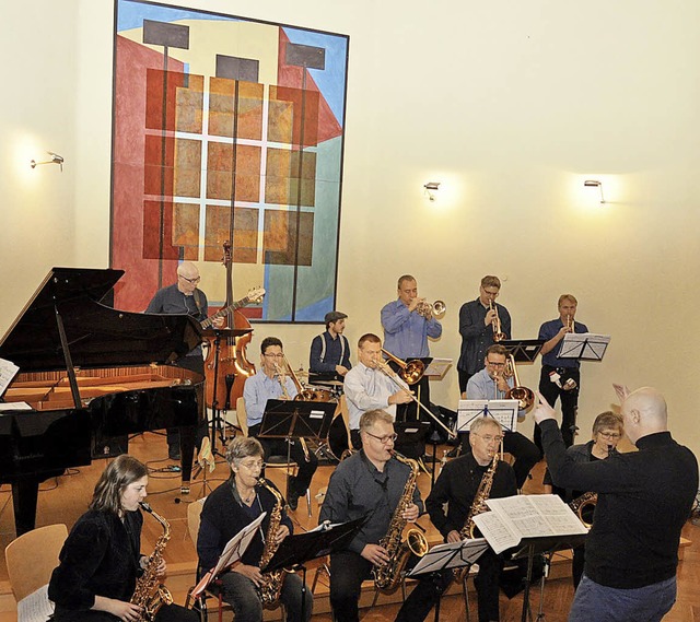 Fetzigen Swing spielte das Blue Note J...on Gareth Reaks  in der  Spitalkirche.  | Foto: Kai Kricheldorff