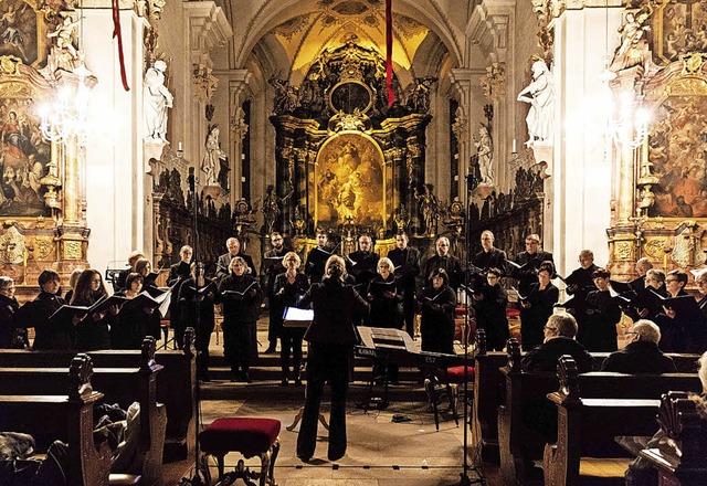 Snger und Musiker der Neuapostolische... Margarethen ein adventliches Konzert.  | Foto: Gabriele Zahn