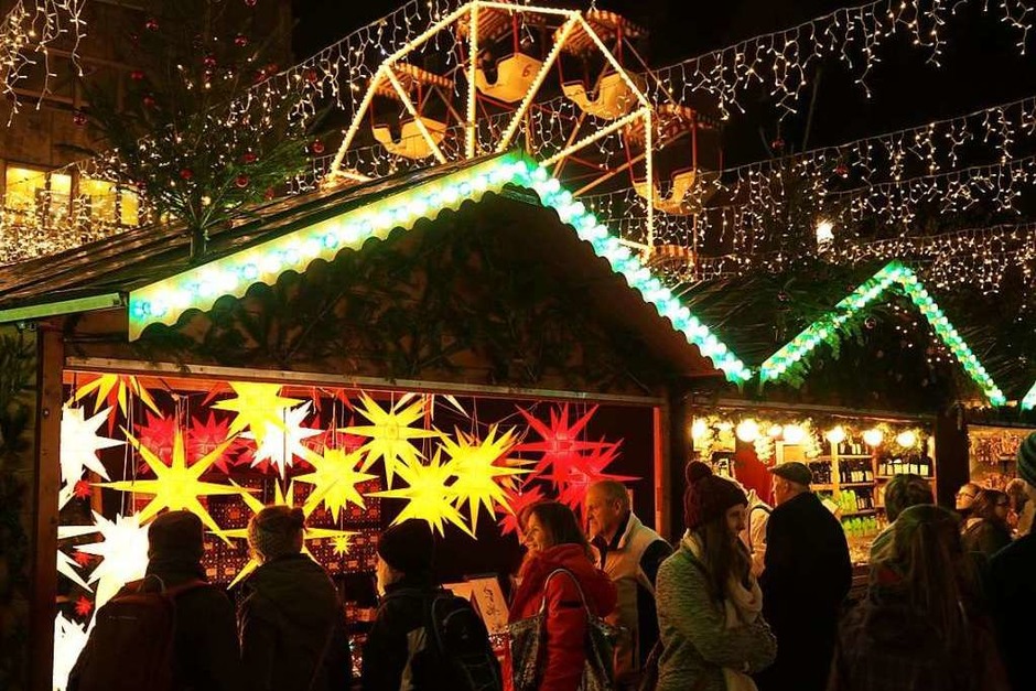 Stefan Voigt, einer der Gewinner vom BZ-Wettbewerb "Badens schönstes Foto", hat die weihnachtliche Stimmung in Freiburg eingefangen. (Foto: Stefan Voigt) Stefan Voigt, einer der Gewinner vom BZ-Wettbewerb "Badens schönstes Foto", hat die weihnachtliche Stimmung in Freiburg eingefangen. (Foto: Stefan Voigt)