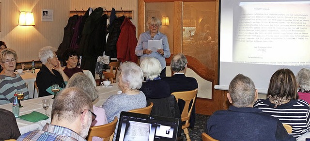 Marianne Senger sprach ber die Nachkr...ibach, Berthold Reich half am Beamer.   | Foto: Karin Heiss