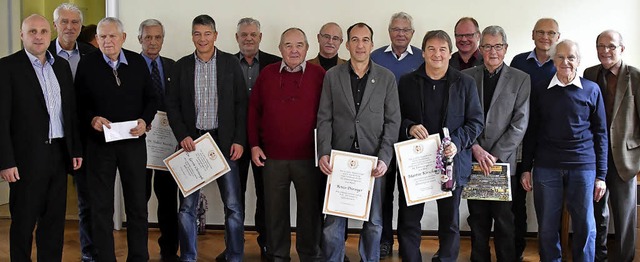 Den langjhrigen Mitgliedern des FC Emmendingen war der Ehrentag gewidmet.  | Foto: Verein