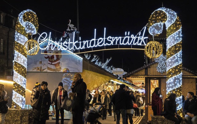 Das neue Eingangsportal zum Weihnachts...latz findet mehrheitliche Zustimmung.   | Foto: teli