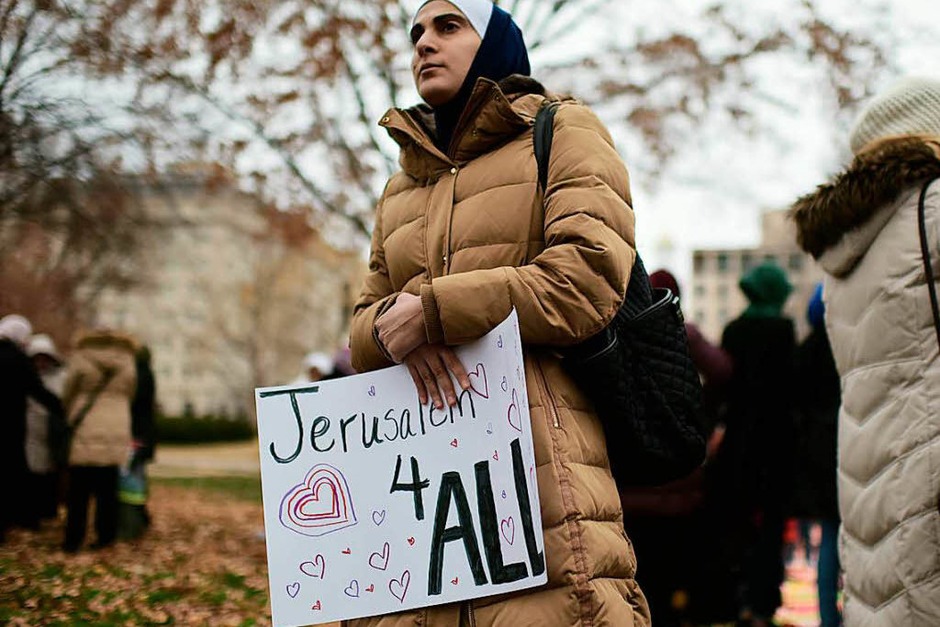 Nach den Freitagsgebeten eskalierte die Gewalt. (Foto: AFP) Nach den Freitagsgebeten eskalierte die Gewalt. (Foto: AFP)