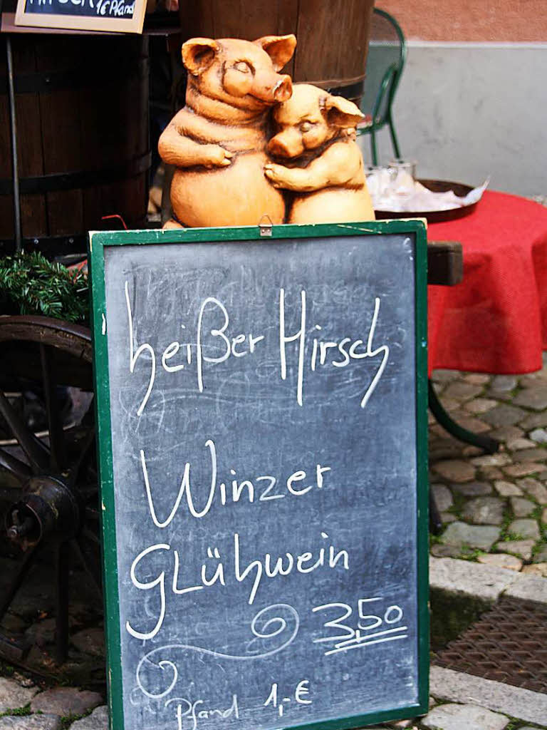 Beim 44. Altstaufener Weihnachtsmarkt gab es fr jeden etwas in der festlich geschmckten Stadt.