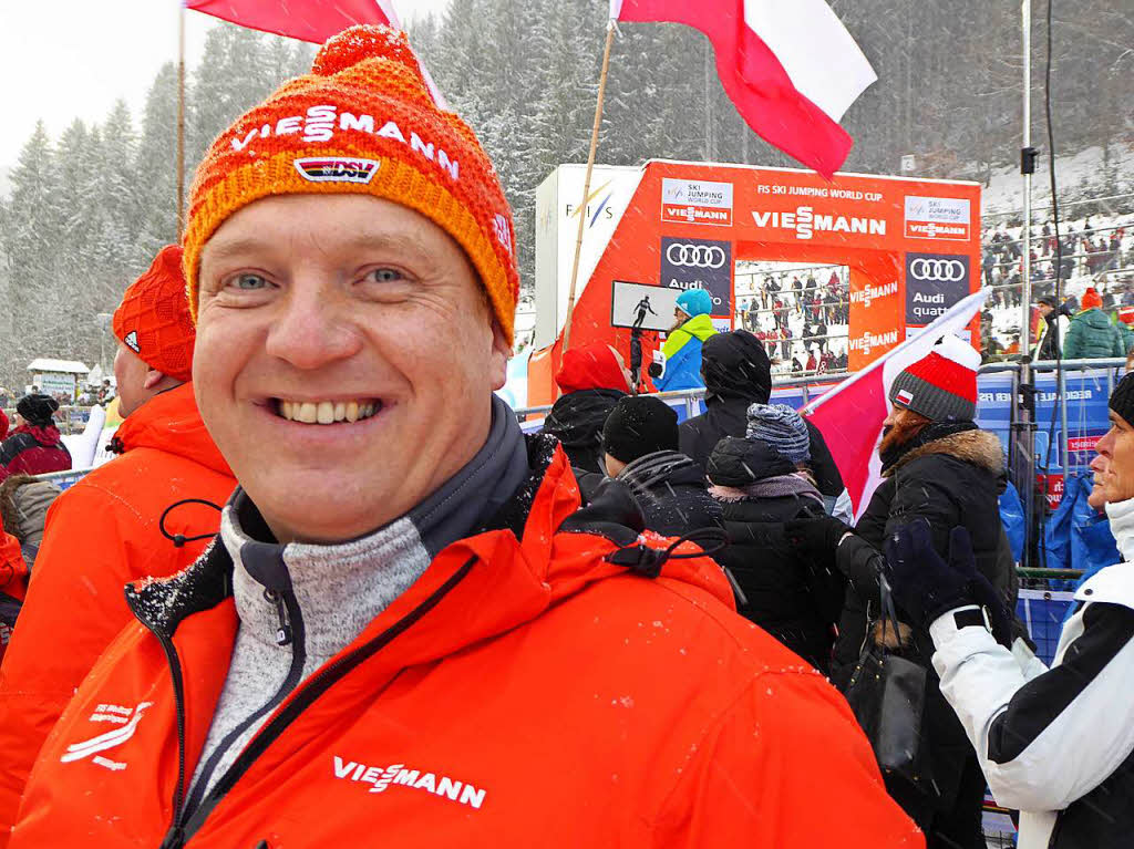 Die Freunde aus Willingen: Eindrcke vom Teamspringen beim Skisprung-Weltcup am 9. Dezember in Neustadt. 5000 Zuschauer erlebten auf der hochklassig prparierten Hochfirstschanze hochklassigen, spannenden Sport. Norwegen gewann vor Polen und Deutschland