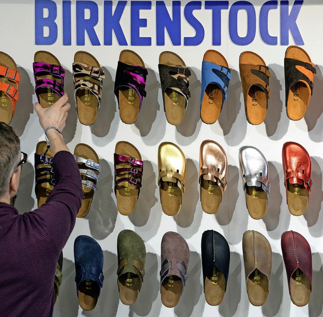 Nach wie vor eine Trendmarke: Birkenstock   | Foto: dpa