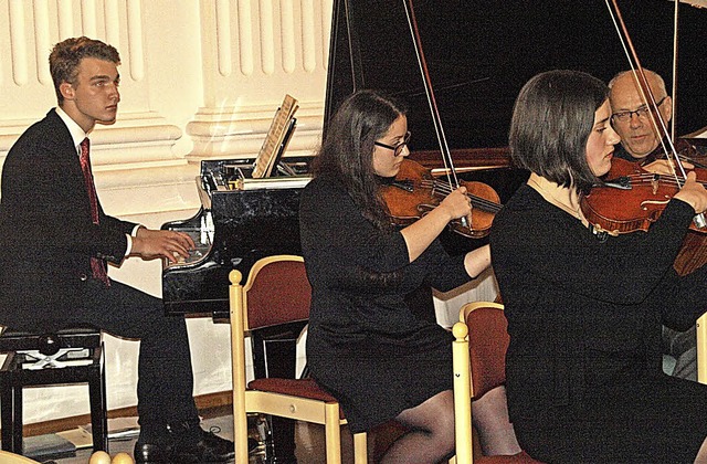 Gut ausgewhlte Programmpunkte und leb... von der Geige zum Solopart am Klavier  | Foto: Karin Stckl-Steinebrunner