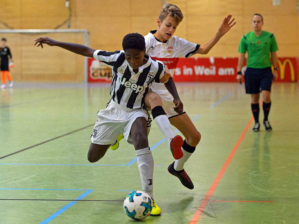 VfB Stuttgart vs.  Juventus Turin