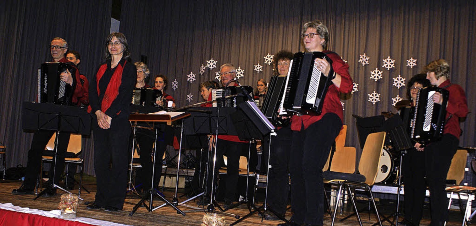 Weihnachtliches Auf Dem Akkordeon - Herrischried - Badische Zeitung