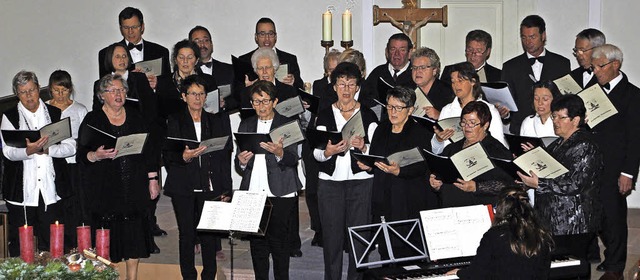 Groes Konzert in kleiner Kirche: der ...wechslungsreiches Abendmusik-Konzert.   | Foto: Werner Schnabl