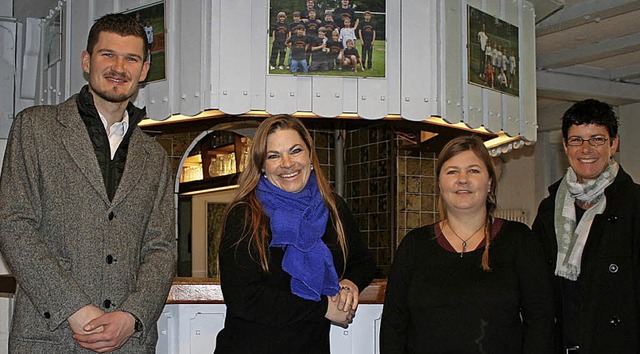 Thomas Argast (FC Kandern), Christina ...nks) freuen sich auf die Kooperation.   | Foto: privat